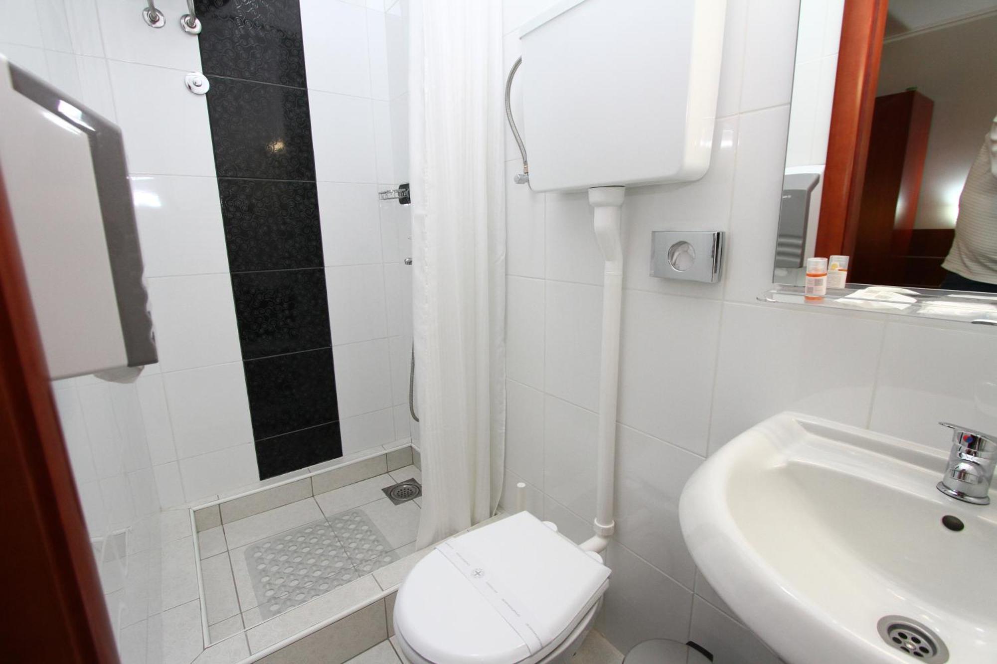 Guesthouse Villa Inn Subotica Extérieur photo