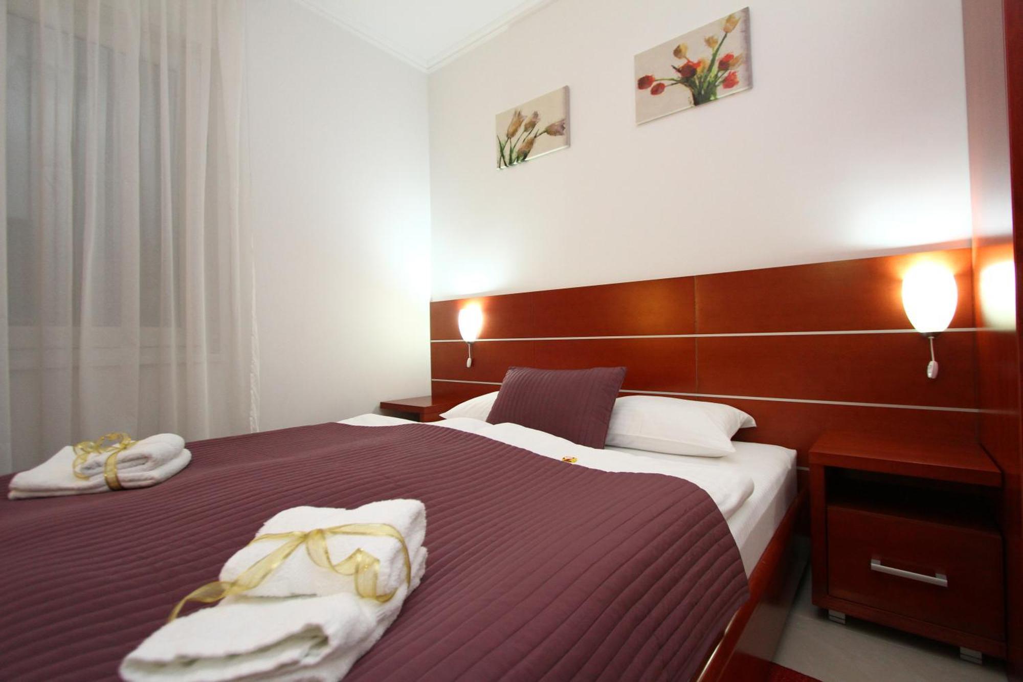 Guesthouse Villa Inn Subotica Extérieur photo