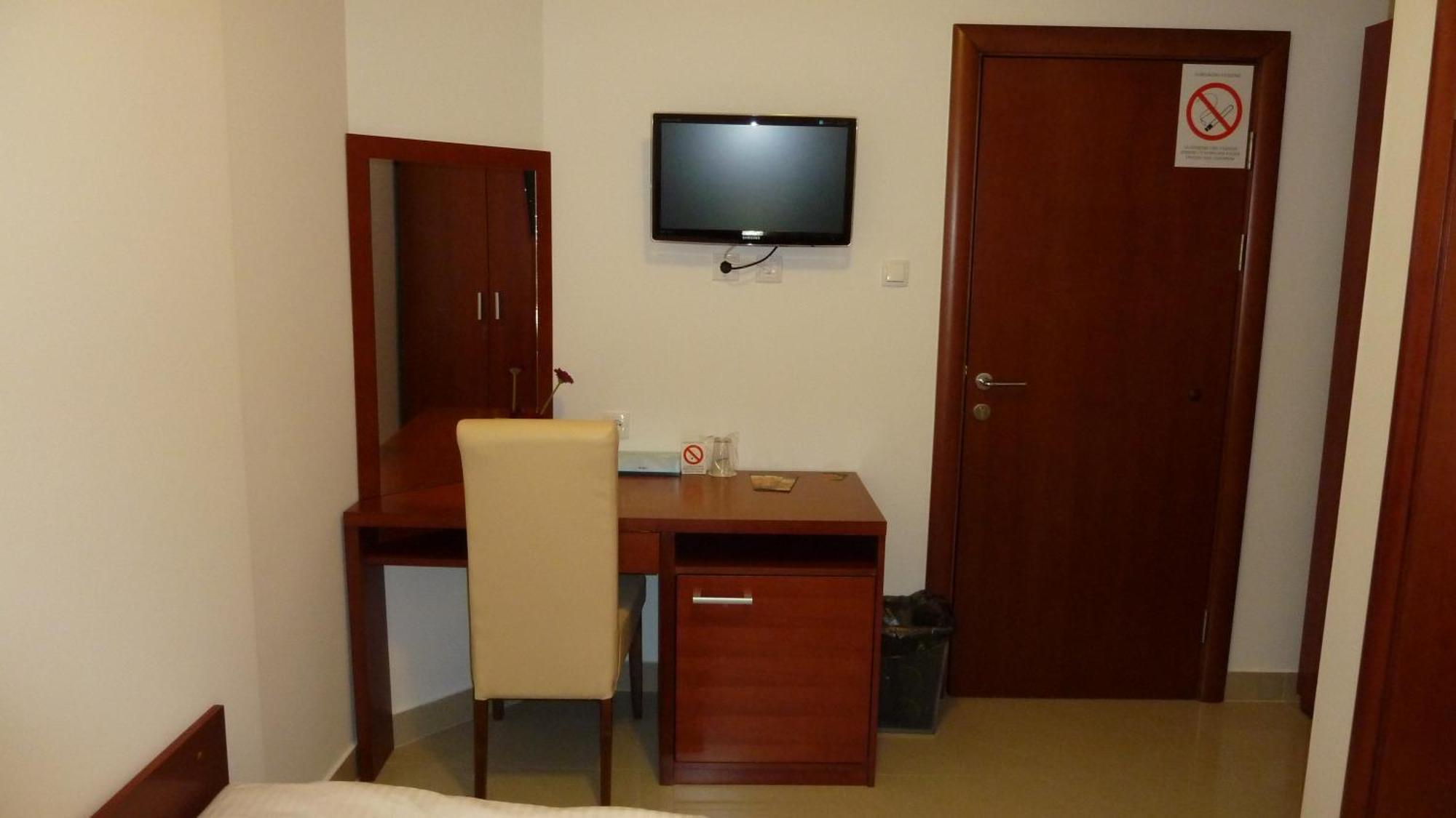 Guesthouse Villa Inn Subotica Extérieur photo