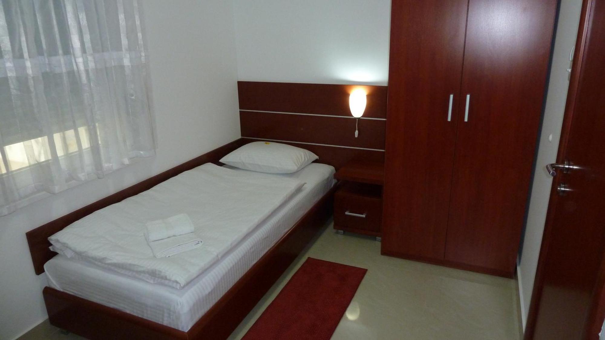 Guesthouse Villa Inn Subotica Extérieur photo