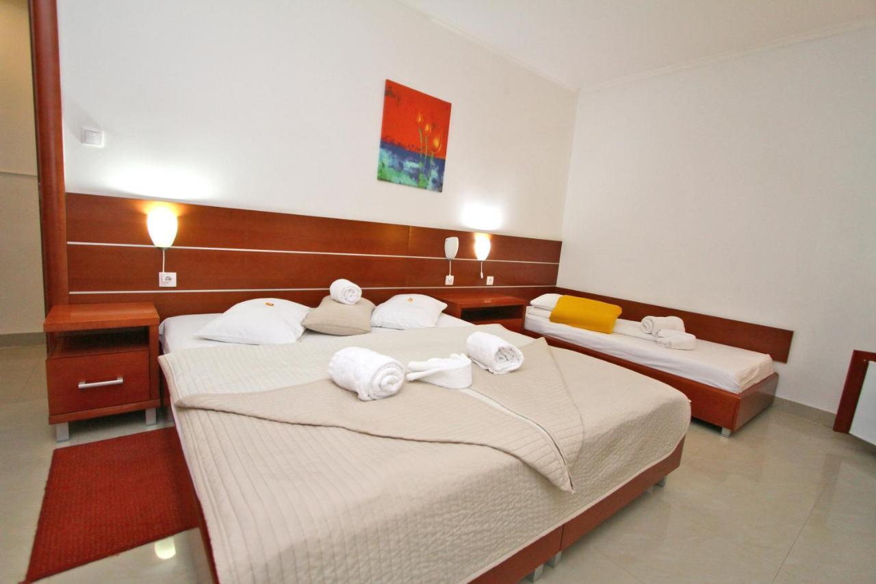 Guesthouse Villa Inn Subotica Extérieur photo