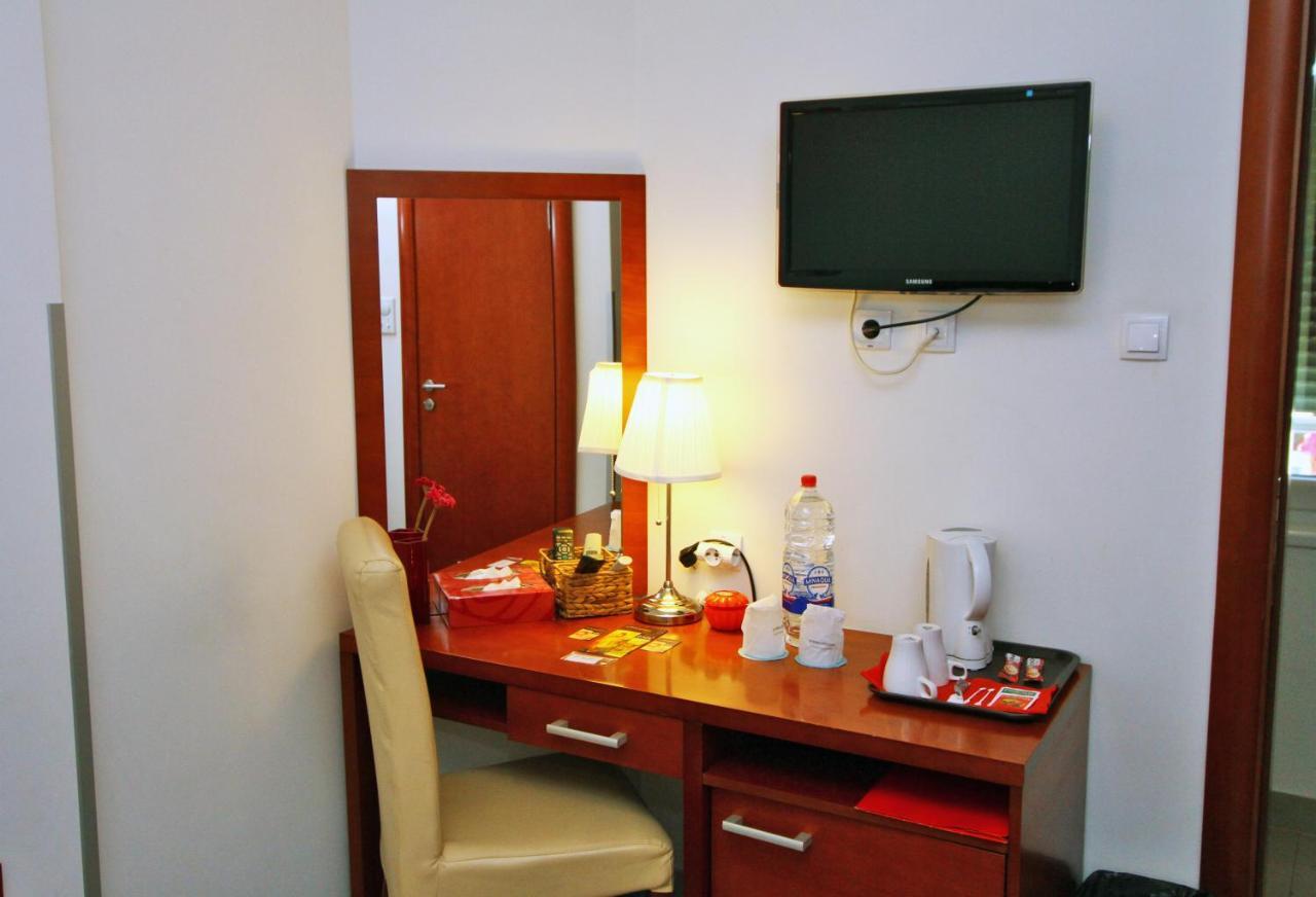 Guesthouse Villa Inn Subotica Extérieur photo