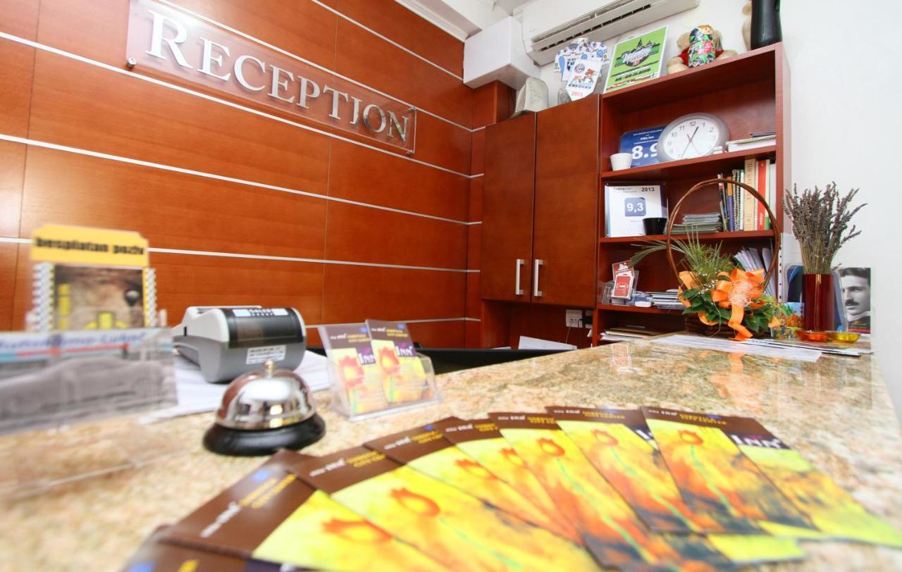 Guesthouse Villa Inn Subotica Extérieur photo